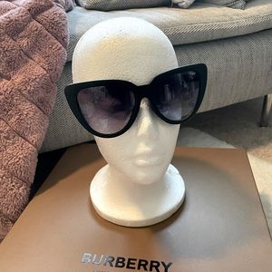 Quay Australia Oversized Cat eye Sunglasses